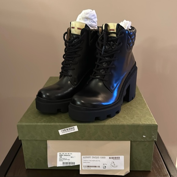 Gucci Magnum Logo Boot - Picture 3 of 12